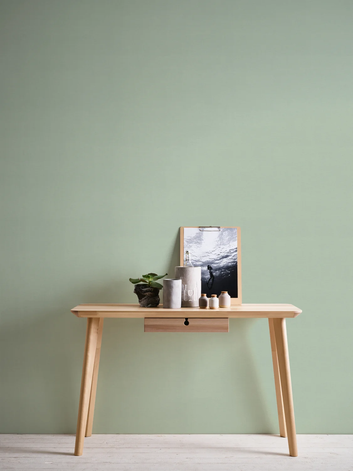 The Wall/Antigua/Drawn into Nature/Flourish 37178-8/Kaleidoscope KA37