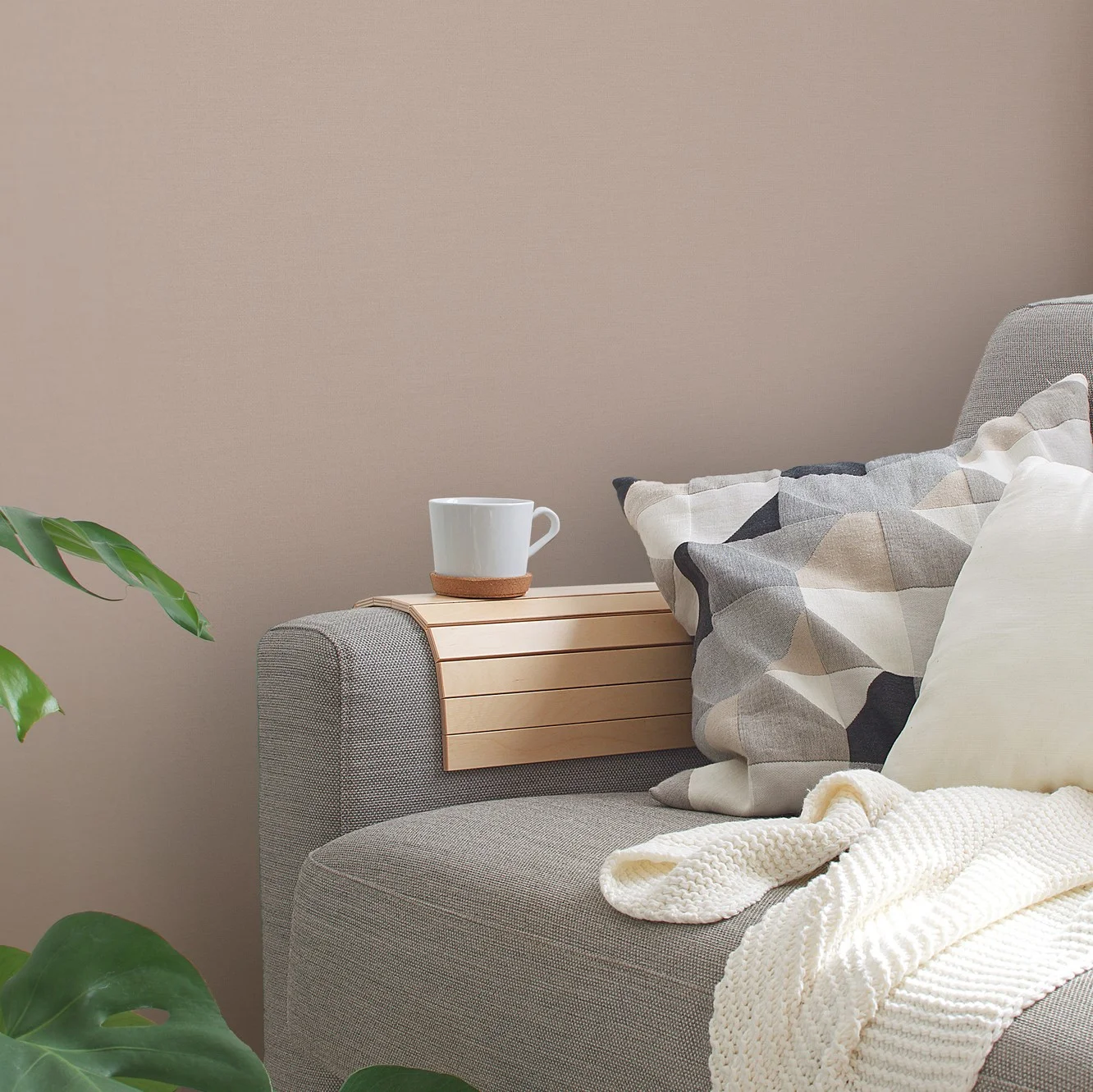 Antigua/The Wall/Drawn into Nature/Flourish 39097-1/Kaleidoscope KA67