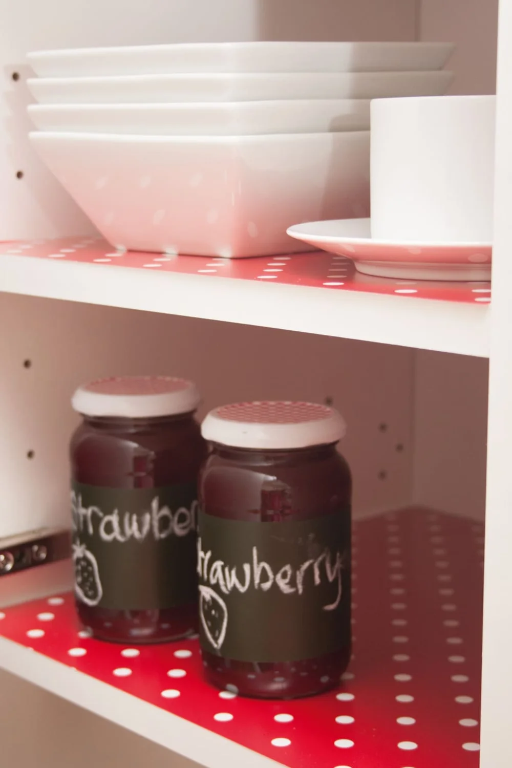 Dekorfolie 346-0627  Rød hvite prikker 45cm x 2m