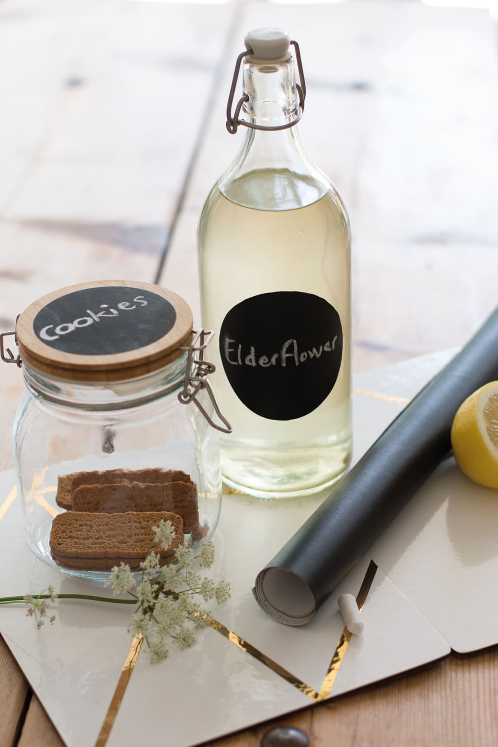 Dekorfolie 200-8041  Hvit RAL 9016 lakk 67,5cm x 15m