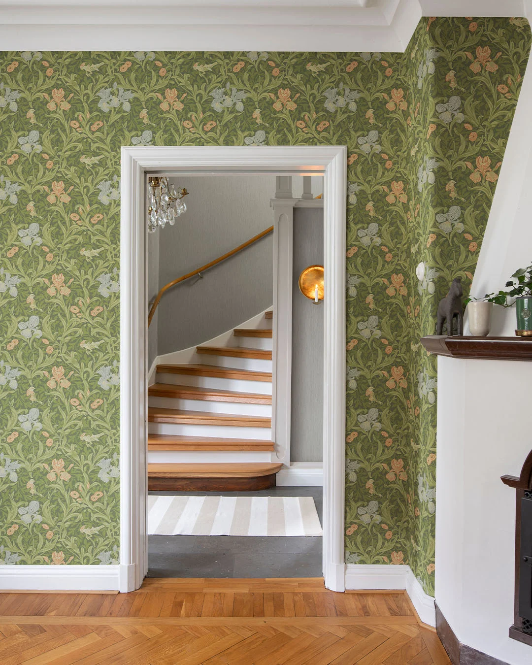 Hidden Treasures 2 82050