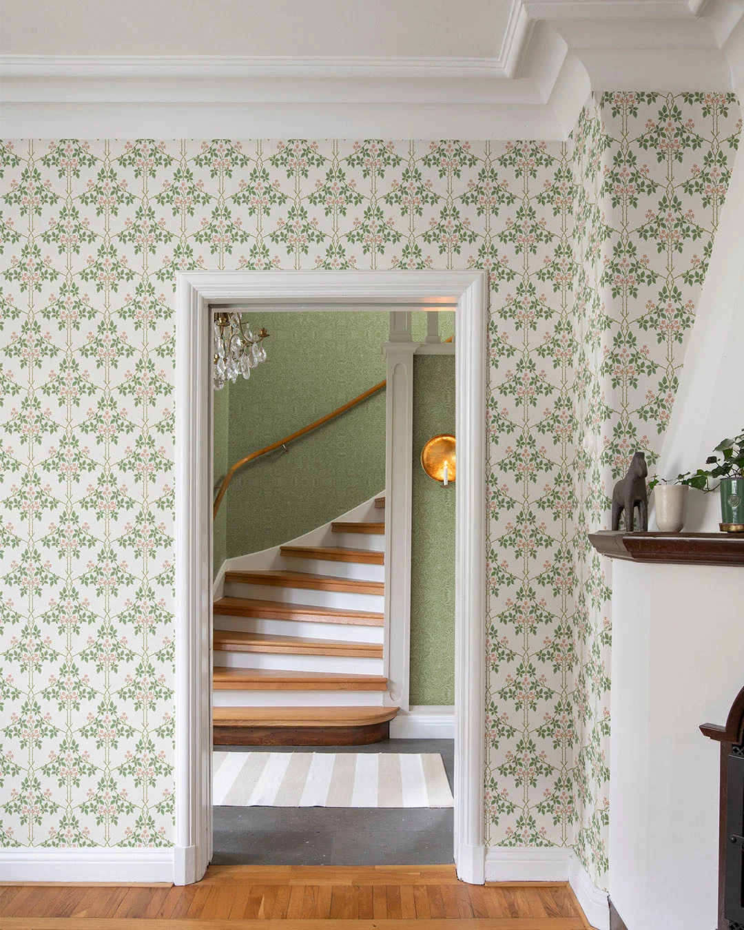 Hidden Treasures 2 82054