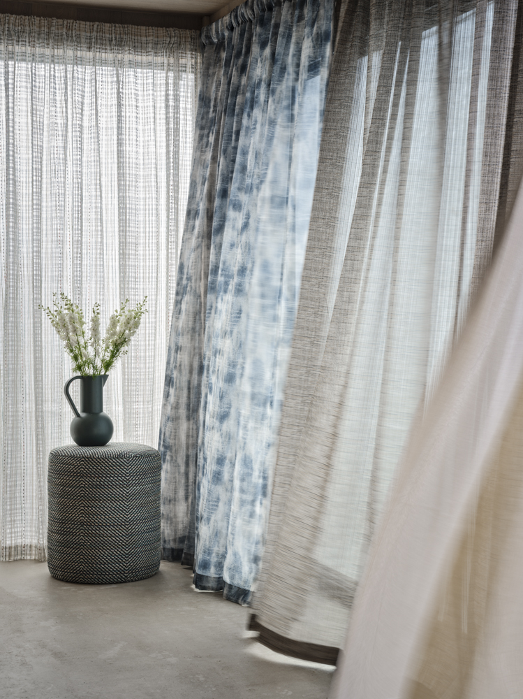 Tekstiler blåser i vinden